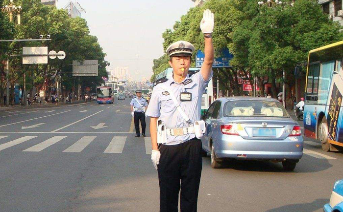 交警執(zhí)法 交警執(zhí)法