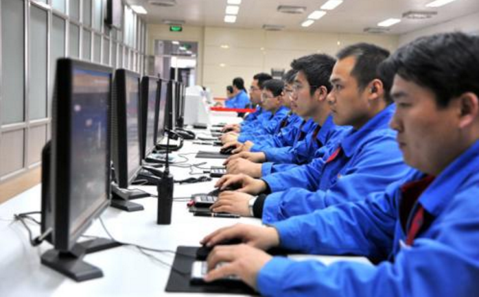 DCS系統(tǒng)控制室-http://m.zyswsm.com/