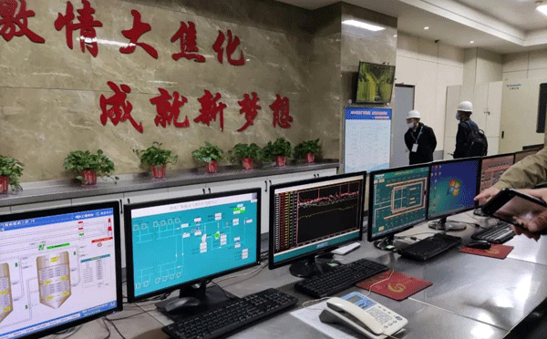安陽(yáng)鋼鐵脫硝控制室 安陽(yáng)鋼鐵脫硝控制室