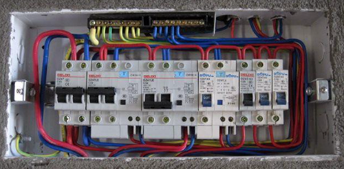 照明,空調掛機未使用RCD的家居配電箱圖 照明,空調掛機未使用RCD的家居配電箱圖