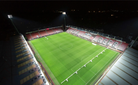 體育場四角布燈 體育場四角布燈